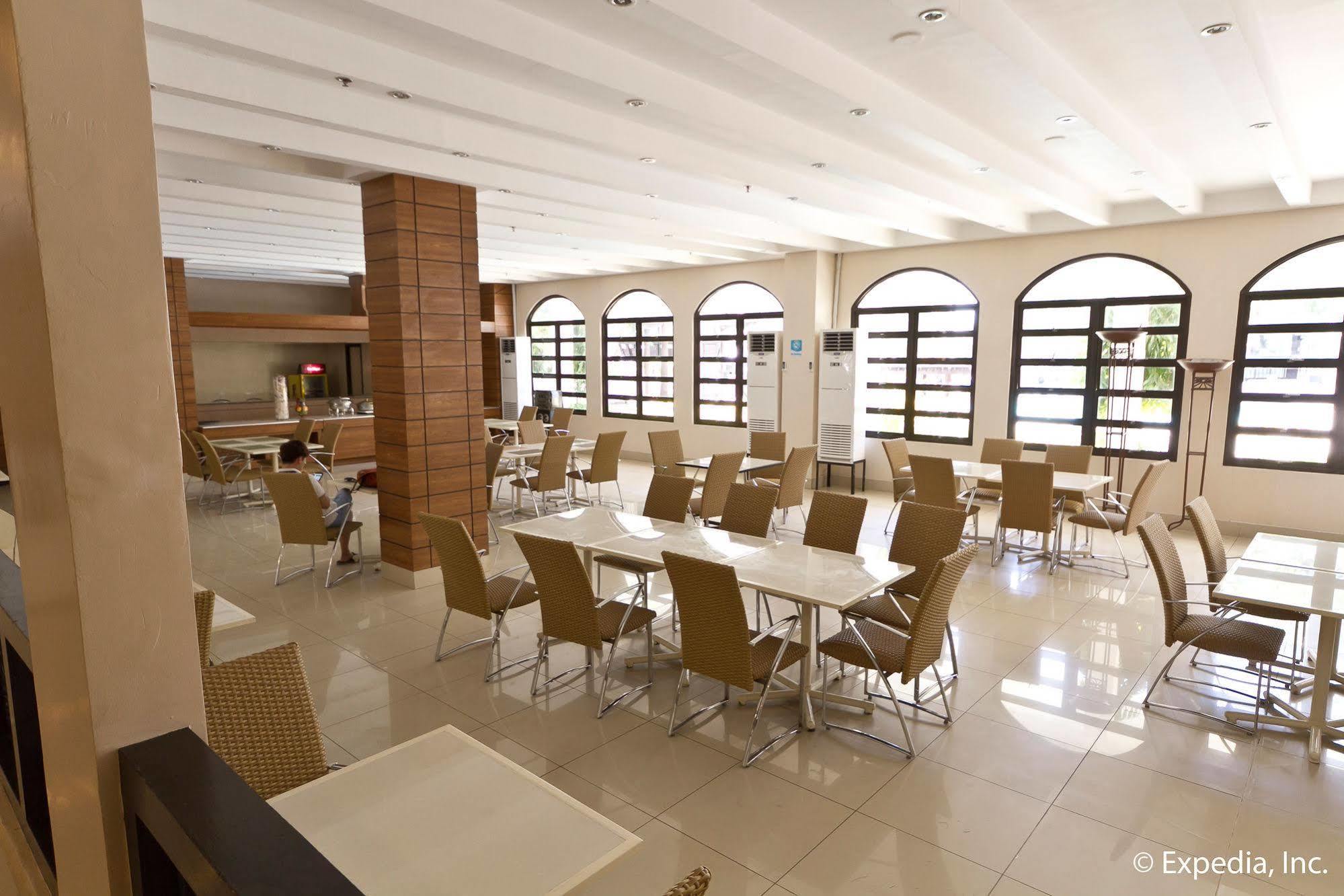 Egi Resort & Hotel Lapu-Lapu City Exteriér fotografie